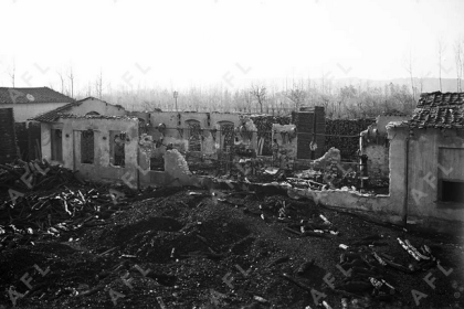 Capannone bombardato_Marlia_AFL_WW2